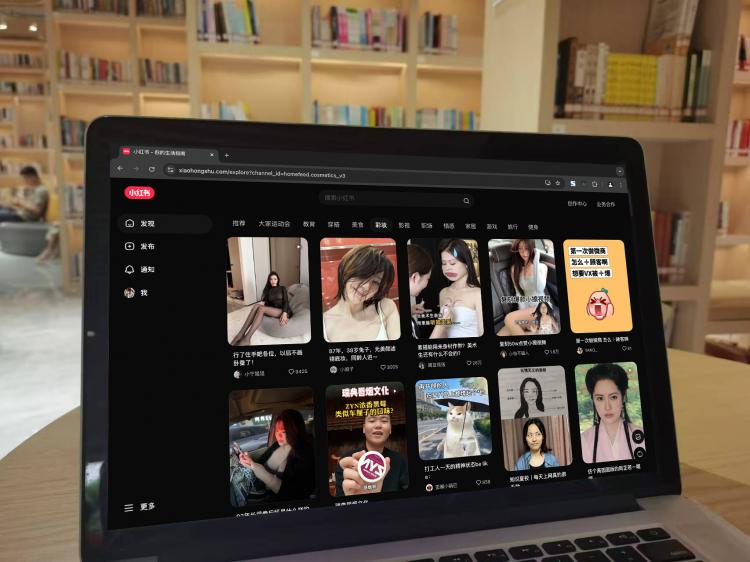 手工羽毛扇網(wǎng)站如何憑借傳統(tǒng)工藝傳承擴(kuò)大流量？同行都是怎么做的？