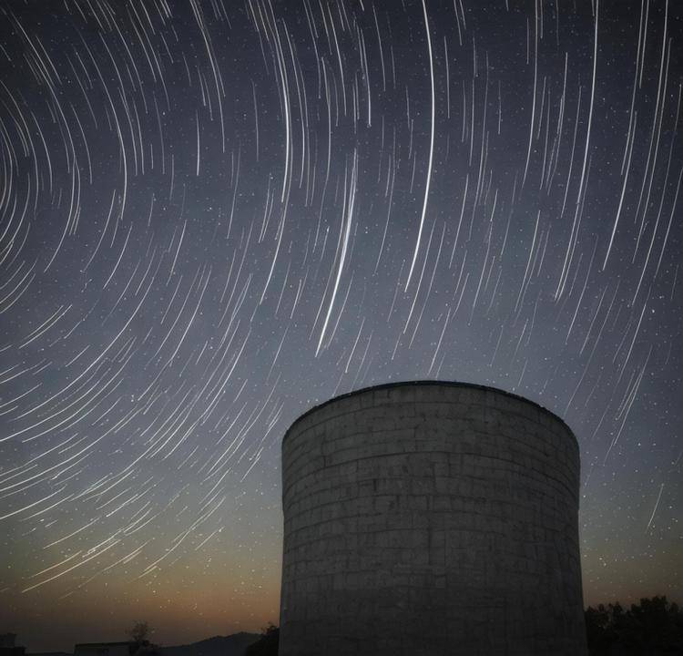 手工羽毛扇網(wǎng)站如何憑借傳統(tǒng)工藝傳承擴(kuò)大流量？同行都是怎么做的？