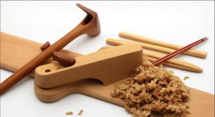 手工羽毛扇網(wǎng)站如何憑借傳統(tǒng)工藝傳承擴(kuò)大流量？同行都是怎么做的？